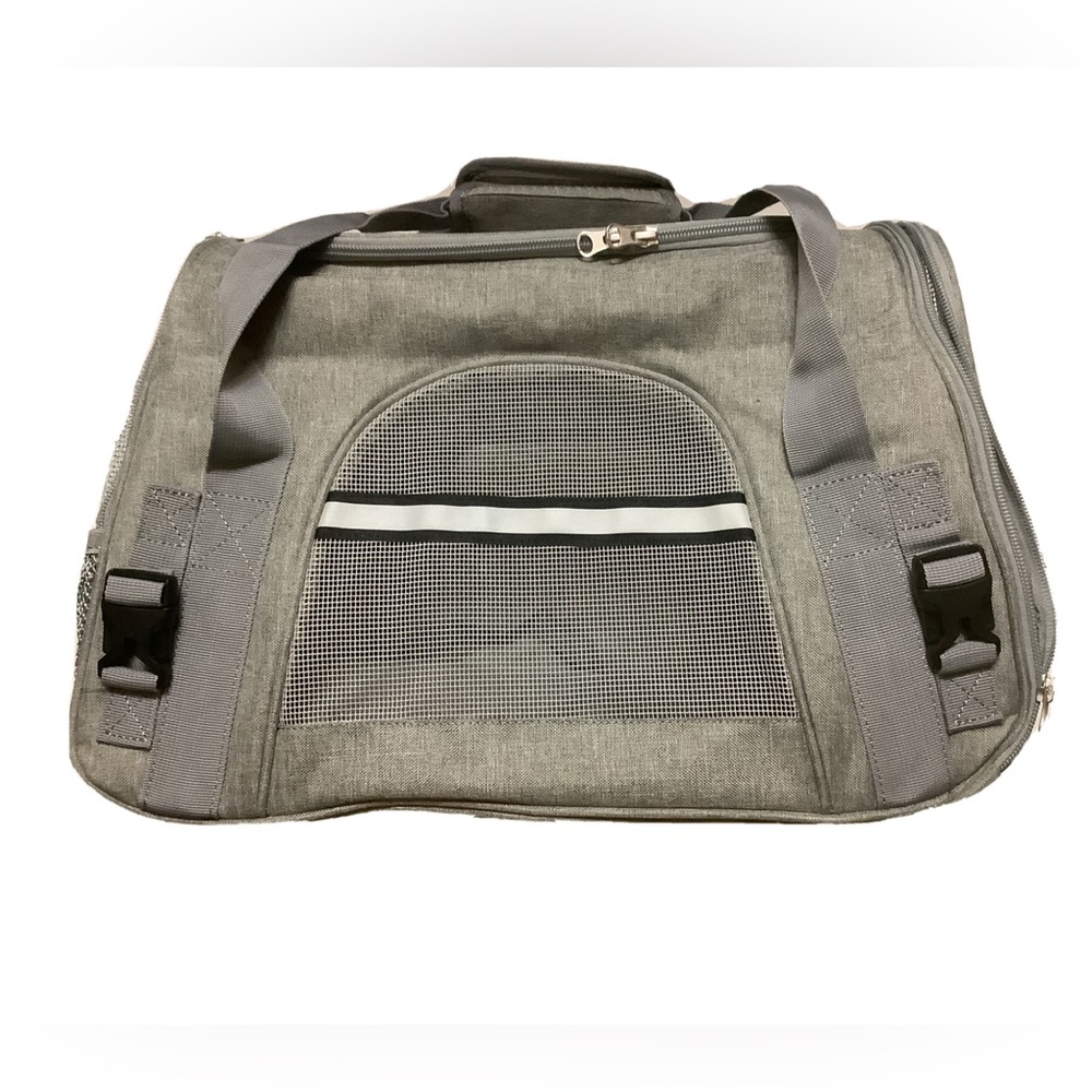 Prodigen Pet Carrier Bag - Medium for small dog or cat gray 17L x 10W x 11H.